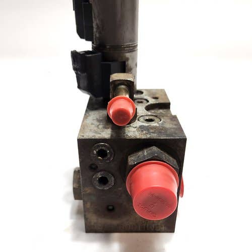 410691 | Bob-Tach Valve | Bobcat A770 S510 S530 S550 S570 S590 S630 S650 S750 S770 S850 T550 T590 T630 T650 T770 T870 |  | 7022766