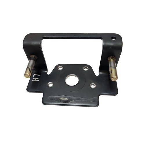 409141 | Pump Bracket | Left Half | Bobcat S510 S530 S550 S570 S590 T550 T590 |  | 7024887