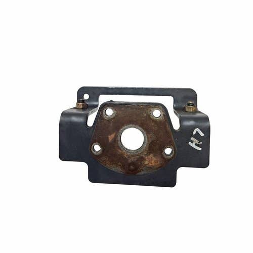 409141 | Pump Bracket | Left Half | Bobcat S510 S530 S550 S570 S590 T550 T590 |  | 7024887