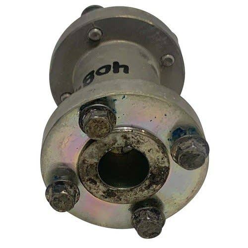 408494 | Fan Hub | Bobcat A300 S220 S250 S300 S330 T250 T300 T320 |  | 7128728