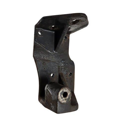 409825 | Alternator Bracket | Bobcat A220 A300 S250 T200 863 864 873 883 |  | 7223764 | 6725428