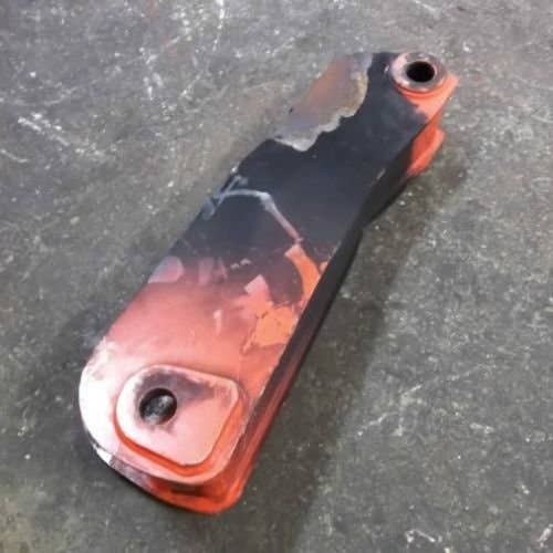 Used Boom Link Upper - RH fits Kubota SVL95-2 V0611-72205 Used Boom Link Upper - RH fits Kubota SVL95-2 V0611-72205