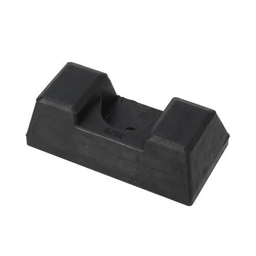 185724 | Boom Rubber Bumper | Case 580K 580K |  | D141556