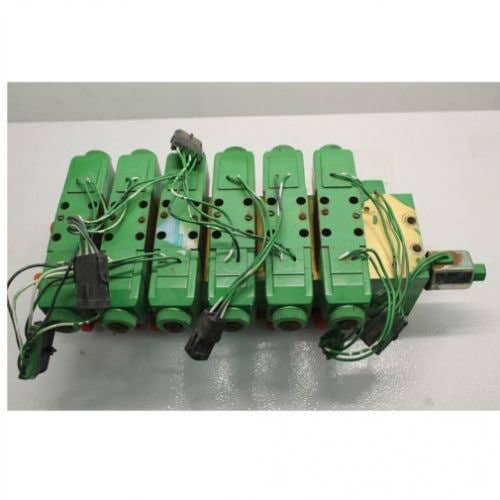 Used Boom Valve Stack fits John Deere 4700 4710 4720 AN204815 Used Boom Valve Stack fits John Deere 4700 4710 4720 AN204815