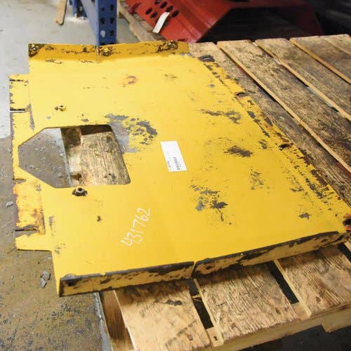 431762 | Bottom Plate | John Deere 4475 5575 |  | MG86508904