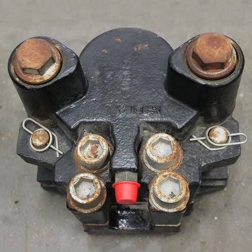 437420 | Brake Caliper | John Deere 4730 4830 |  | AN305675