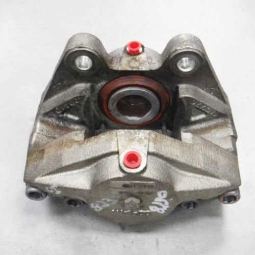 Used Brake Caliper fits Case IH 7010 8010 fits New Holland CR920 CR940 CR960 CR970 CR9040 CR9060 CR9070 CR9080 CX840 CX860 CX880 CX8070 CX8080 CX8090 Used Brake Caliper fits Case IH 7010 8010 fits New Holland CR920 CR940 CR960 CR970 CR9040 CR9060 CR9070 CR9080 CX840 CX860 CX880 CX8070 CX8080 CX8090