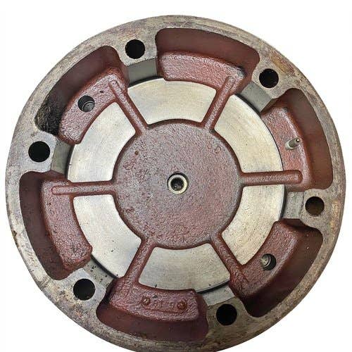 438067 | Brake Housing | International | Farmall | IH Hydro 186 786 886 986 1086 1486 3088 3288 3388 3488 3588 3688 3788 4386 4586 6388 6588 6788 |  | 104654C2 | 104654C1