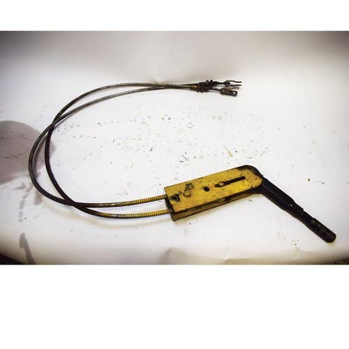 Used Brake Lever fits Gehl SL3510 SL3515 SL4510 SL4525 3410 3510 3610 4525 4610 4615 4625 6625 SL3725 3725 SL3825 3825 SL4525 4525 SL4625 4625 072185