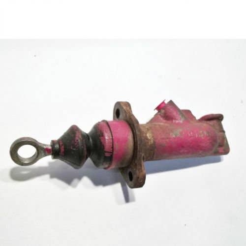 416908 | Brake Master Cylinder | International | Farmall | IH Hydro 84 248 258 268 278 385 454 484 485 574 584 585 674 684 685 784 785 884 885 2400A |  | 527542R92