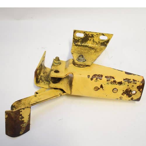 436501 | Brake Pedal Assembly | New Holland L451 L452 L454 L455 |  | 640854 | 637239 | 632245