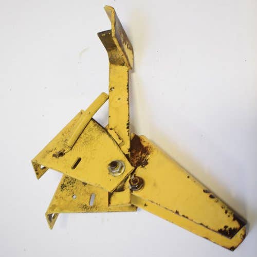 436501 | Brake Pedal Assembly | New Holland L451 L452 L454 L455 |  | 640854 | 637239 | 632245