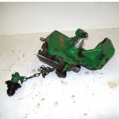 499505 | Break-away Coupler | LH | John Deere 3010 4010 |  | AR30778 | AR30782