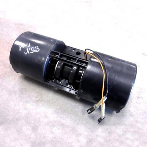 445663 | Cab Blower Motor Assembly | Ford 8670 8770 8870 8970 | New Holland 8670 8670A 8770 8770A 8870 8870A 8970 8970A |  | 86508360 | 86508360