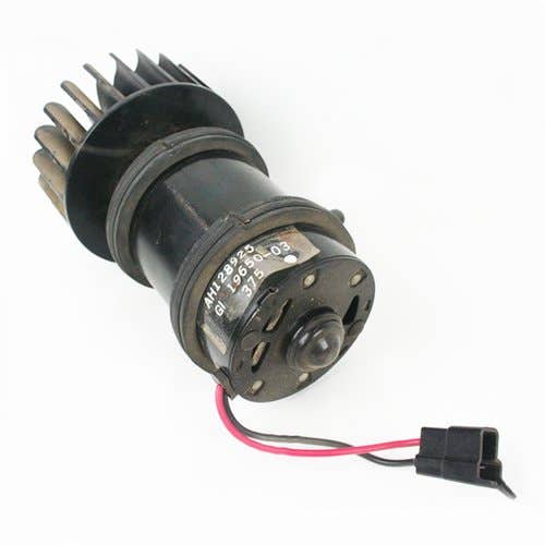 417430 | Cab Blower Motor | John Deere CTS CTS CTSII 4890 4895 4990 4995 7200 7300 7400 7460 7500 9400 9410 9450 9500 9500 SH 9510 9510 SH 9540 9550 9550 SH 9560 9580 9600 9610 9640 9650 9660 9670 9680 9750 9860 9986 9996 |  | AH128925 | AH167731