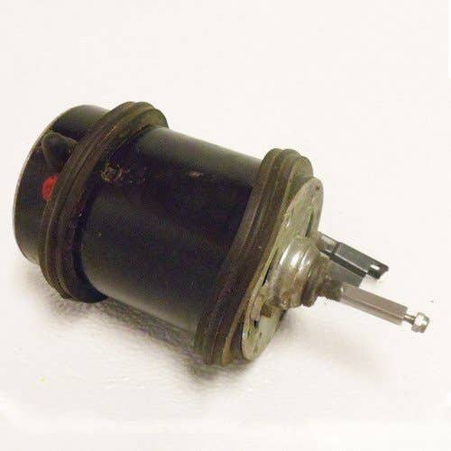 417431 | Cab Blower Motor | John Deere CTS CTS CTSII CTSII 4890 4895 4990 4995 7460 9400 9410 9450 9500 9500 SH 9510 9510 SH 9550 9600 9610 9650 9750 9860 9986 9996 |  | AH128926