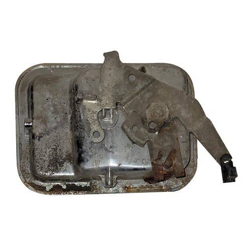 435617 | Cab Door Handle | Exterior - Right Hand | International | Farmall | IH Hydro 186 786 886 986 1086 1486 1586 3088 3288 3388 3588 3688 3788 5088 5288 5488 6388 6588 6788 |  | 111332C1