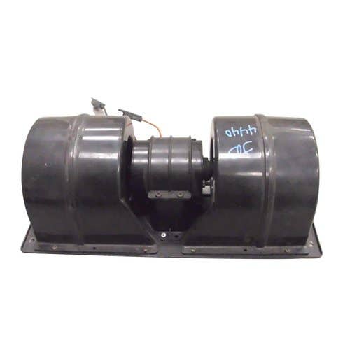498774 | Cab Fan Motor | John Deere 4000 4020 4030 4040 4230 4240 4320 4430 4440 4620 4630 4640 4840 5020 6030 7020 7520 8430 8630 |  | AR74019