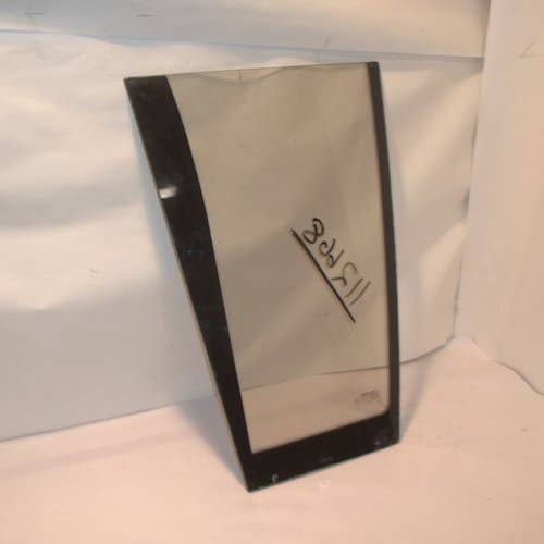 Used Cab Glass - Lower Right Hand fits Case IH 5120 5130 5140 5220 5230 5240 5250 248717A1 1330877C1 Used Cab Glass - Lower Right Hand fits Case IH 5120 5130 5140 5220 5230 5240 5250 248717A1 1330877C1