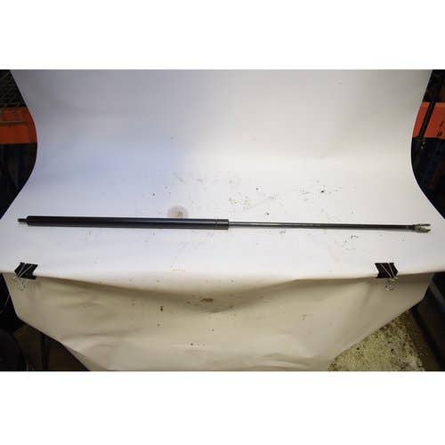 435490 | Cab Tilt Gas Cylinder | John Deere 313 315 318D 318E 319D 319E 320D 320E 323D 323E 326D 326E 328D 328E 329D 329E 332D 332E 333D 333E |  | AT362147
