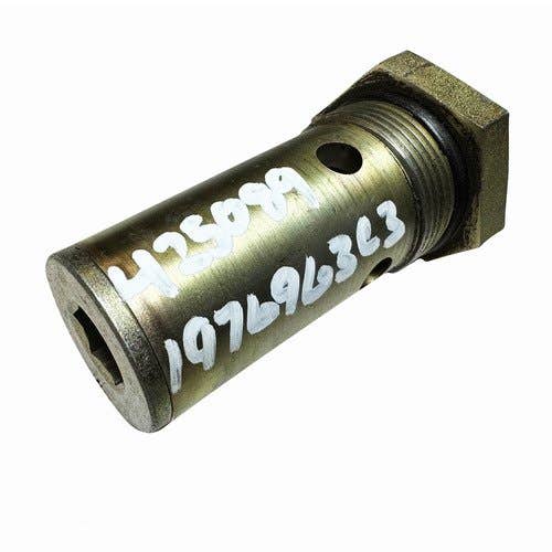 425089 | Lube Relief Valve | Case IH 5120 5130 5140 5150 5220 5230 5240 5250 |  | 1976963C3