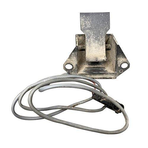 410711 | Grain Tank Fill Sensor | Case IH 1640 1644 1660 1666 1680 1688 2144 2166 2344 2366 2377 2388 |  | 1987377C1
