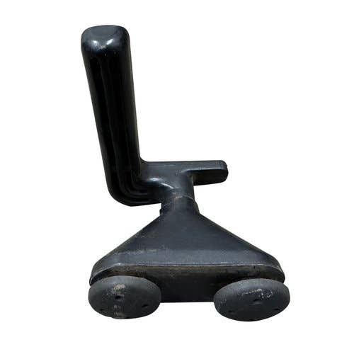 423271 | Rear Window Latch | Case IH CX50 CX60 CX70 CX80 CX90 CX100 DX40 DX45 DX55 DX60 Farmall 40 Farmall 40B Farmall 45 Farmall 45B Farmall 45C Farmall 50 Farmall 50B Farmall 55 Farmall 55C Farmall 60 Magnum 180 Magnum 190 |  | 230009A4 | 48153427