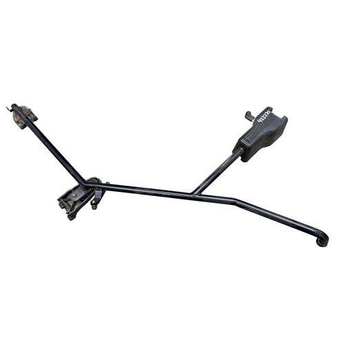 423270 | Door Bracket W/Lock & Latch | Left Hand | Case IH CX50 CX60 CX70 CX80 CX90 CX100 MX80C MX90C MX100 MX100C MX110 MX120 MX135 MX150 MX170 |  | 242079A4 | 87639168 | K303805 | 112330A1