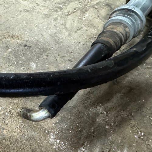 426552 | Remote Valve Cable | Case IH MX150 MX170 |  | 253652A4