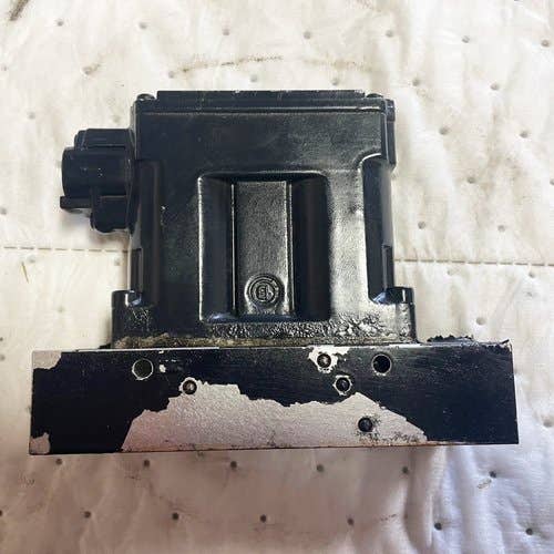 413529 | Proportional Actuator Pilot Valve Head | Case IH Steiger 620 |  | 47643919 | 47434056 | 84139664 | 8173128 | 8447195 | 87577686