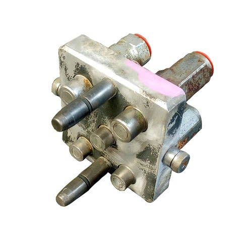 406566 | Header Quick Coupler |  | 47870715  | 84435010 |  84580530 |  87585267 |  87721868