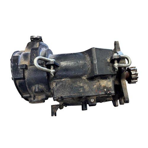 424099 | Rotor Drive Gear Box | Case IH 7120 7130 7230 7240 8120 8230 8240 8250 9120 9230 9240 |  | 48185814 | 48185814R