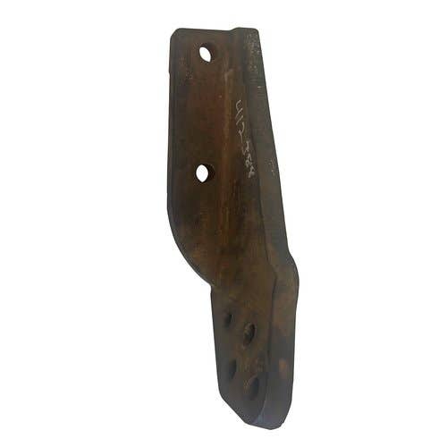 412388 | Sway Chain Bracket - Left Hand | Case IH 395 485 585 595 695 885 995 4210 4230 4240 | International | Farmall | IH 278 454 684 785 |  | 529874R1