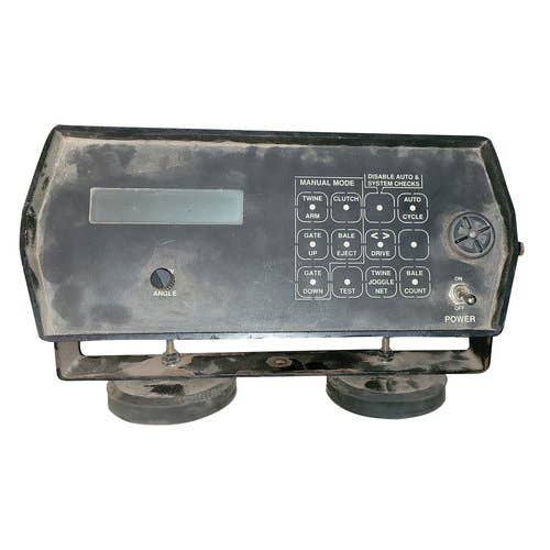 413214 | Control Box | Case IH 8465 | Hesston 565A |  | 700715547 | 700714213