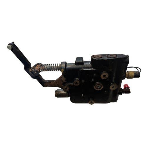 425274 | Tow Brake Valve Assembly | Case IH Quadtrac 450 Quadtrac 500 Quadtrac 550 Quadtrac 600 Steiger 350 Steiger 400 Steiger 450 Steiger 500 Steiger 550 Steiger 600 |  | 84176122