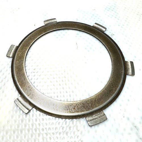 422715 | Clutch Retractor Spring Plate | Case IH 7110 7120 7130 7140 7150 7210 7220 7230 7240 7250 8910 8920 8930 8940 8950 |  | 93190C1
