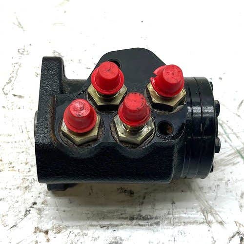 Used Steering Box fits Case IH DX18E DX22E DX24E DX25E SBA334011262 SBA334011260 fits New Holland TZ18DA TZ22DA TZ24DA TZ25DA Used Steering Box fits Case IH DX18E DX22E DX24E DX25E SBA334011262 SBA334011260 fits New Holland TZ18DA TZ22DA TZ24DA TZ25DA