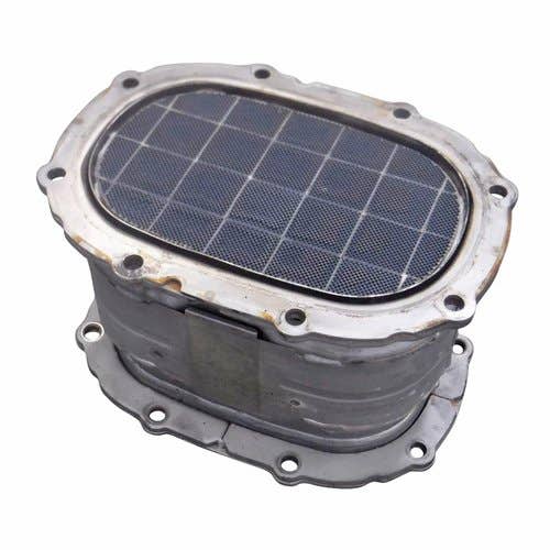 Used Catalyst Muffler Filter Section fits Kubota M5-091 M5-111 M5L-111 M5N-111 M6H-101 M6L-111 M6S-111 SVL95-2 1J508-18930 1J508-18910 1J508-18251 Used Catalyst Muffler Filter Section fits Kubota M5-091 M5-111 M5L-111 M5N-111 M6H-101 M6L-111 M6S-111 SVL95-2 1J508-18930 1J508-18910 1J508-18251