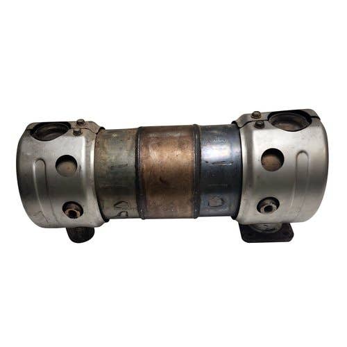 Used Catalyst fits New Holland L218 L220 L318 L320 fits Case SBA135936350 Used Catalyst fits New Holland L218 L220 L318 L320 fits Case SBA135936350