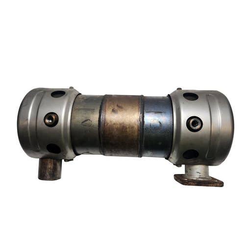 438746 | Catalyst | New Holland L218 L220 L318 L320 |  | SBA135936350