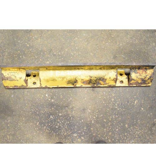 434920 | Center Bumper | New Holland C232 L218 L223 |  | 84382146