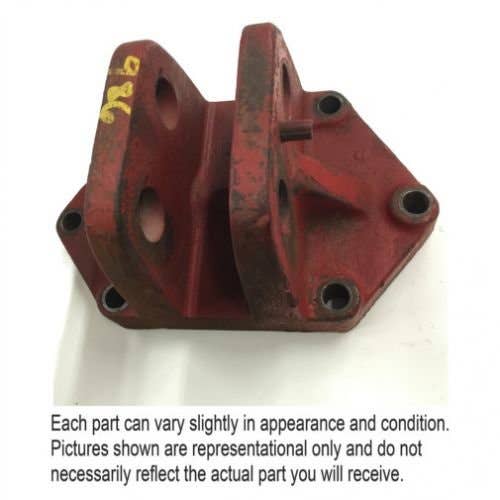497177 | Center Link Bracket | International | Farmall | IH 1066 1086 1466 1468 1486 1566 1568 1586 3088 3288 3388 3488 3588 3688 3788 6388 6588 6788 |  | 392210R21 | 392210R51 | 392210R3 | 392210R1