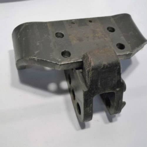 431008 | Center Link Bracket | John Deere 5200 5210 5220 5300 5310 5310N 5320 5320N 5400 5400N 5403 5410 5420 5420N 5500 5500N 5510 5510N 5515 5520 5520N 5605 5615 5705 5715 |  | RE42480