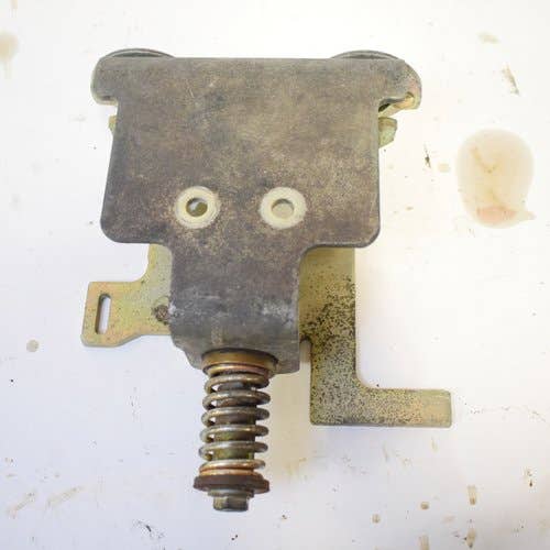 436695 | Centering Mechanism Assembly - Left Hand | John Deere 318D 319D 320D 323D |  | T284901 | KV26019 | KV19281