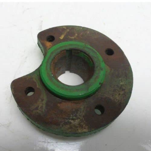 432636 | Chaffer Drive Hub | John Deere C670 CTS CTSII S550 T550 T560 T660 T670 W540 W550 W650 W660 9400 9410 9450 9500 9500 SH 9501 9510 9510 SH 9550 9550 SH 9560 9560 SH 9560 STS 9570 STS 9610 9640 WTS 9650 9650 CTS 9650 STS 9660 9660 CTS |  | H133603