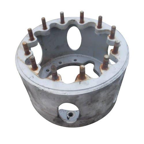 410878 | Dual Wheel Spacer - 13.5" | Challenger 1038 1042 1050 | Fendt 1050 Vario |  | 72630127