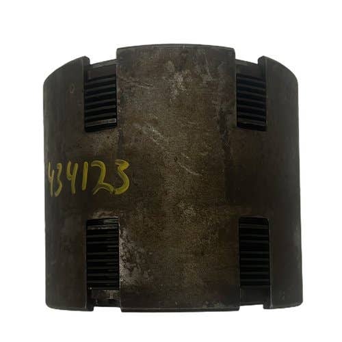 Used Clutch Carrier fits Case IH 7110 7120 7130 7140 7150 1342496C1 Used Clutch Carrier fits Case IH 7110 7120 7130 7140 7150 1342496C1