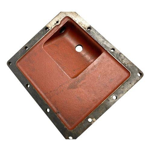 438855 | Clutch Housing Cover - Bottom | International | Farmall | IH 1566 1568 1586 |  | 384077R1