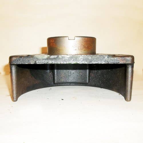 433635 | Clutch Housing Quill | John Deere 6140J 6140R 6145R 6150R 6150RH 6155J 6155R 6155RH 6170R 6175R 6190R 6195R 6210R 6215R 7200 7210 7330 Premium 7400 7405 7410 7420 7500 7505 7510 7520 7610 7630 7710 7720 7730 7810 7820 7830 7930 |  | R115202