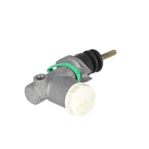 162643 | Clutch Hydraulic Master Cylinder | Case IH CX50 CX60 CX70 CX80 CX90 CX100 |  | 321288A1